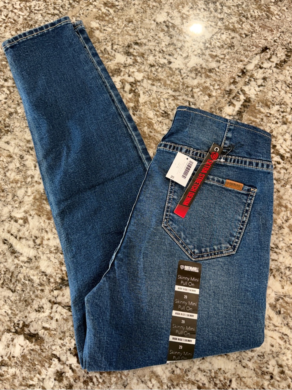 Rock & Republic Mid Wash Skinny Pull-On Jeans